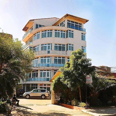 Dimitri Hotel Addis Abeba Esterno foto